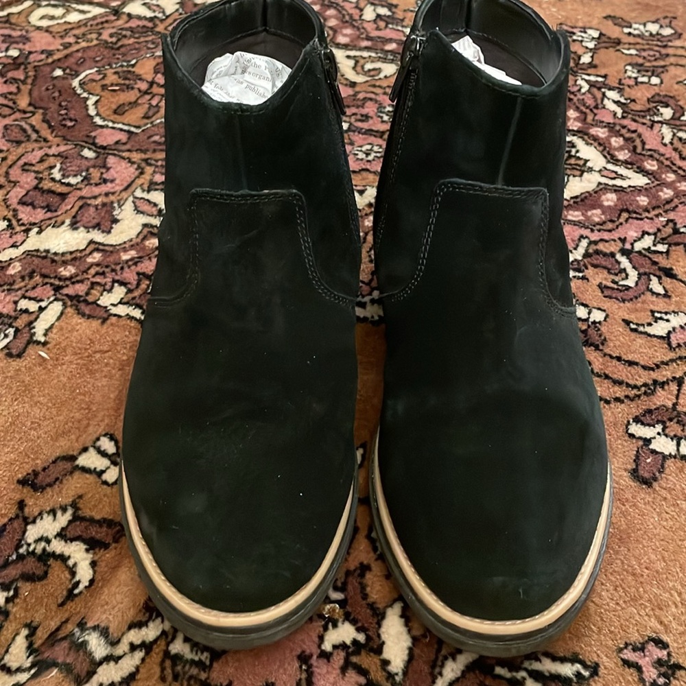 Clarks Women's Zip Ankle Boot
